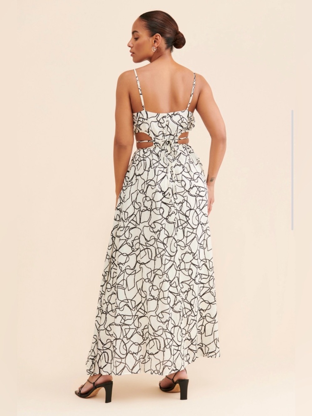 ASTR THE LABEL Sanger Cut Out Maxi Dress - Sketch Black & White Size Large - Picture 2 of 12